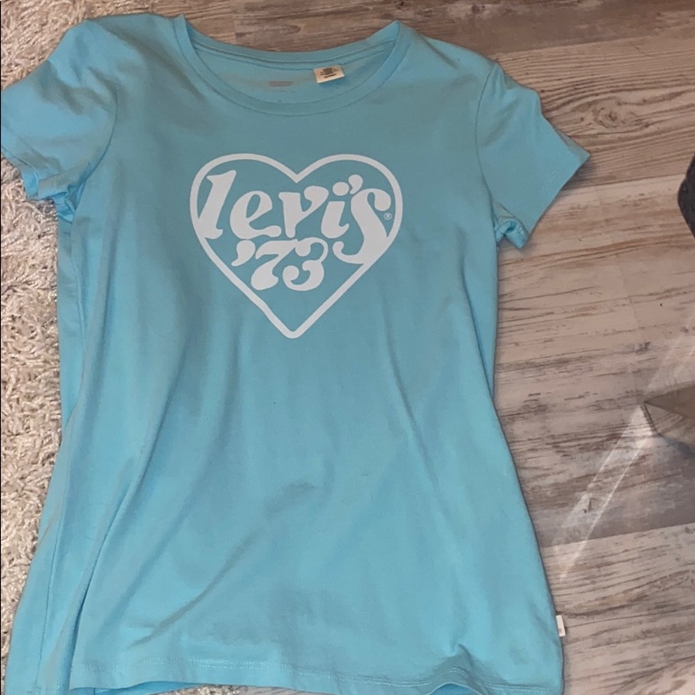 Levis tee